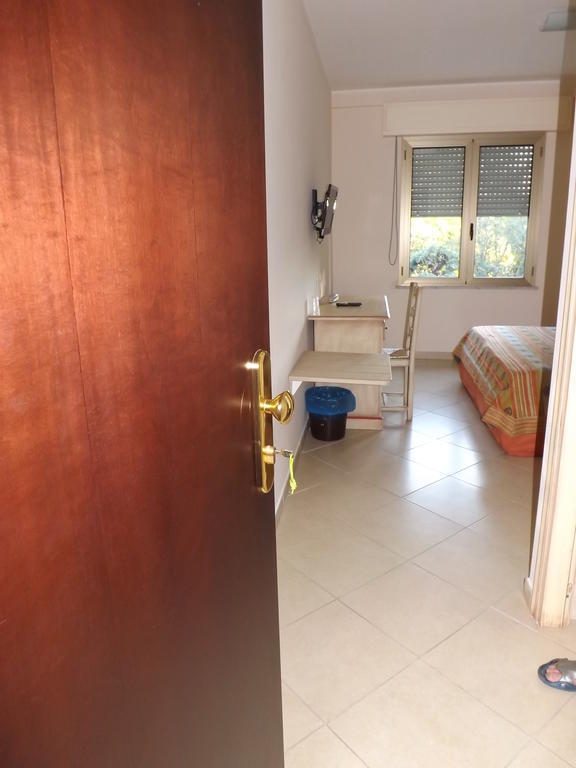Hotel Sagittario San Sperate ภายนอก รูปภาพ
