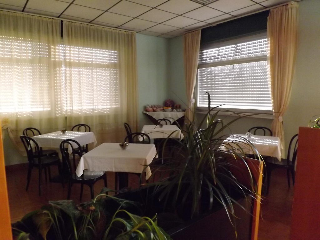 Hotel Sagittario San Sperate ภายนอก รูปภาพ