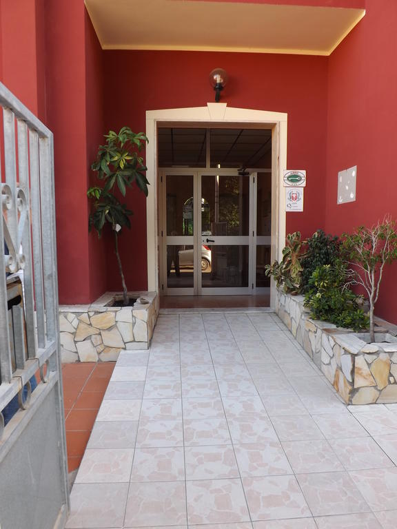 Hotel Sagittario San Sperate ภายนอก รูปภาพ